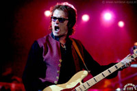 Glenn Hughes live